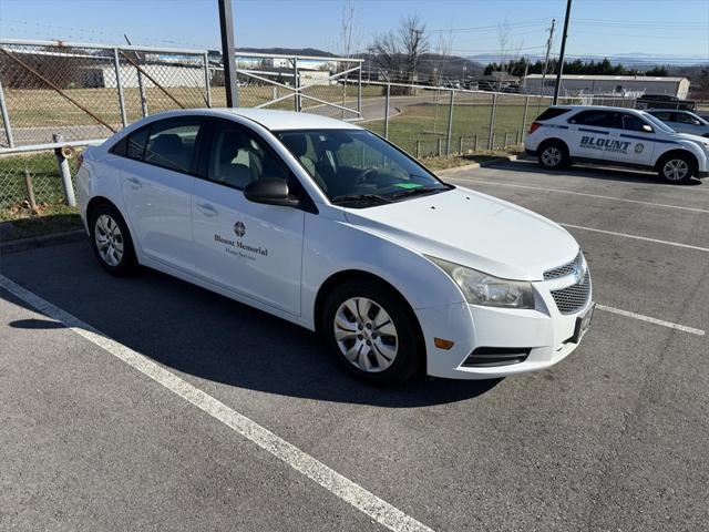 used 2014 Chevrolet Cruze car, priced at $5,995