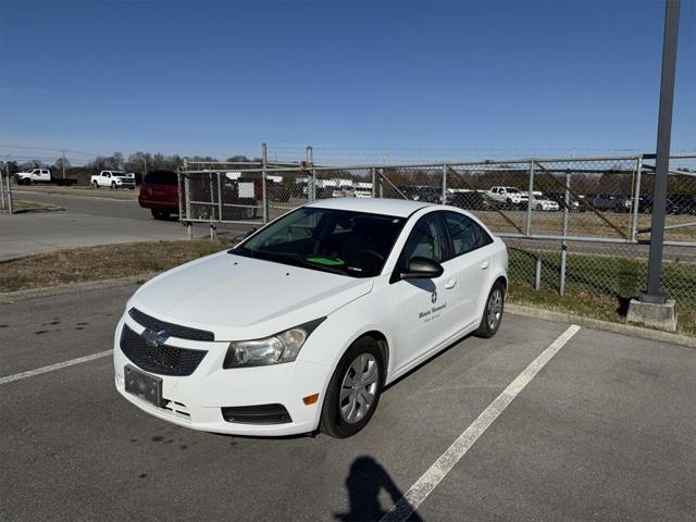 used 2014 Chevrolet Cruze car, priced at $5,995