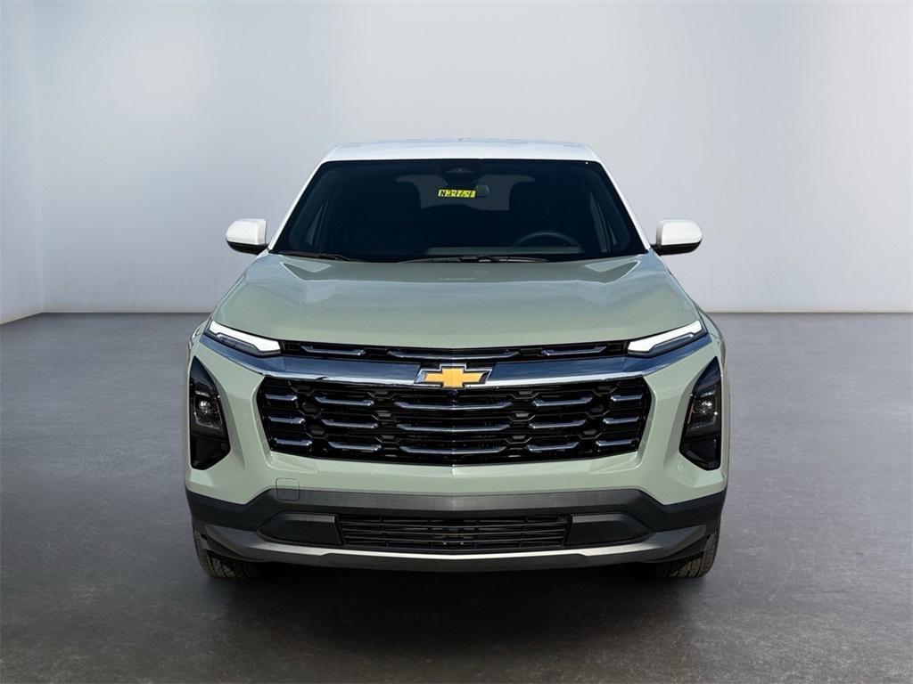 new 2026 Chevrolet Equinox car, priced at $27,990