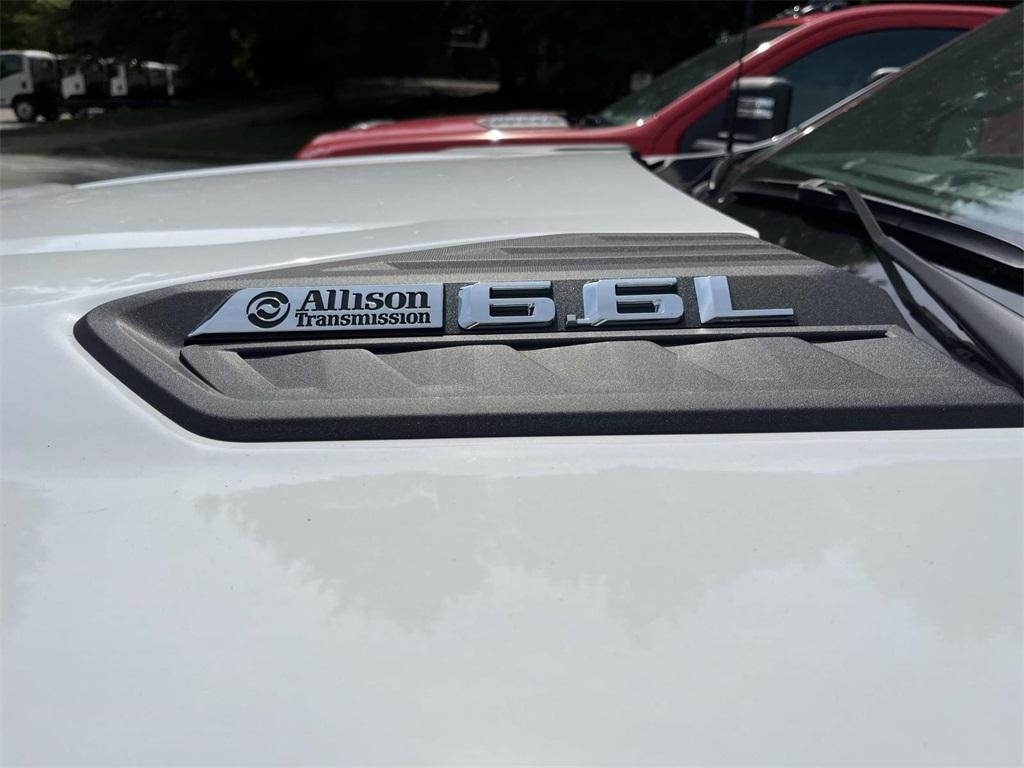 new 2024 Chevrolet Silverado 3500 car, priced at $48,108