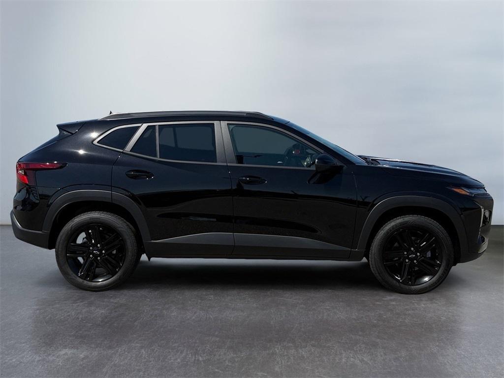 new 2025 Chevrolet Trax car, priced at $24,690