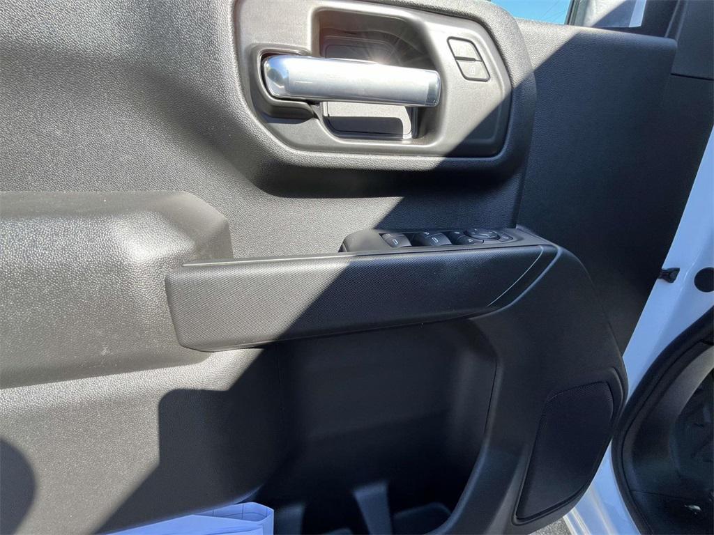 new 2024 Chevrolet Silverado 2500 car, priced at $59,999