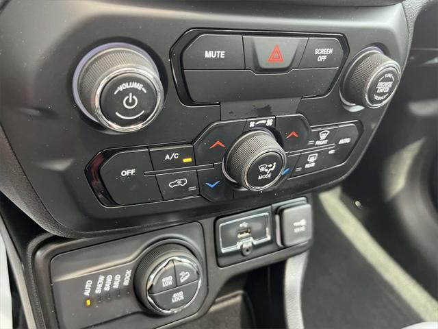 used 2020 Jeep Renegade car, priced at $16,995