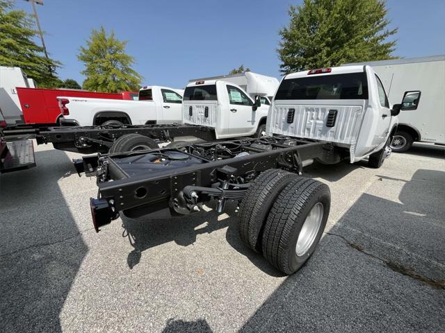 new 2024 Chevrolet Silverado 3500 car, priced at $48,108