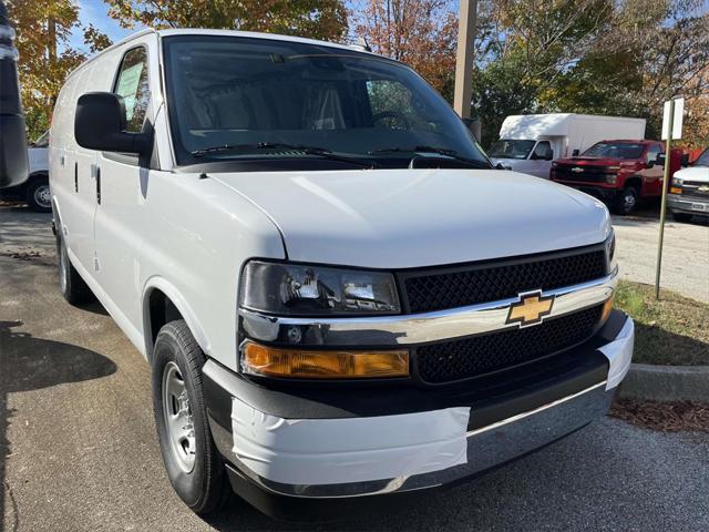 new 2025 Chevrolet Express 2500 car, priced at $48,073