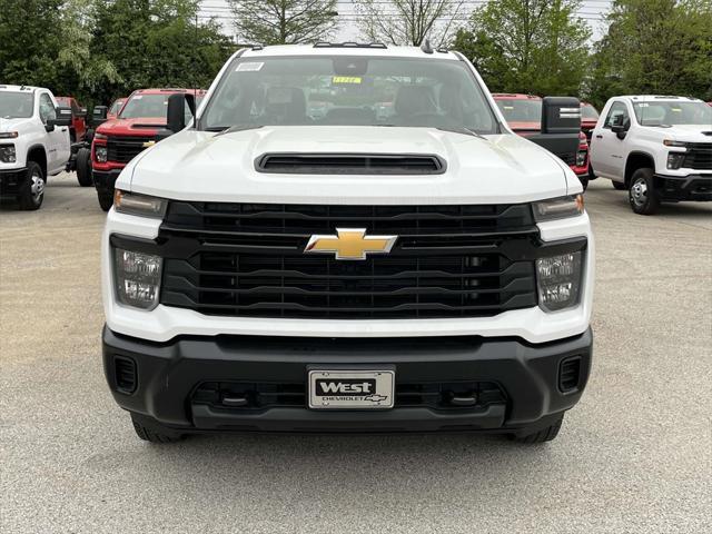 new 2024 Chevrolet Silverado 3500 car, priced at $47,433