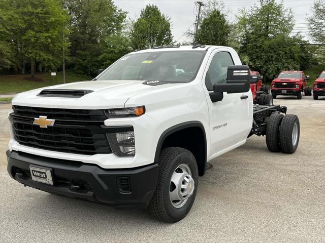 new 2024 Chevrolet Silverado 3500 car, priced at $47,433