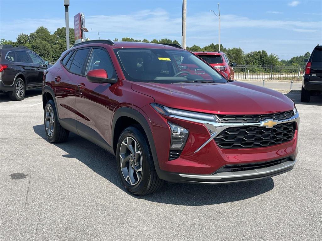 new 2025 Chevrolet Trax car, priced at $22,649
