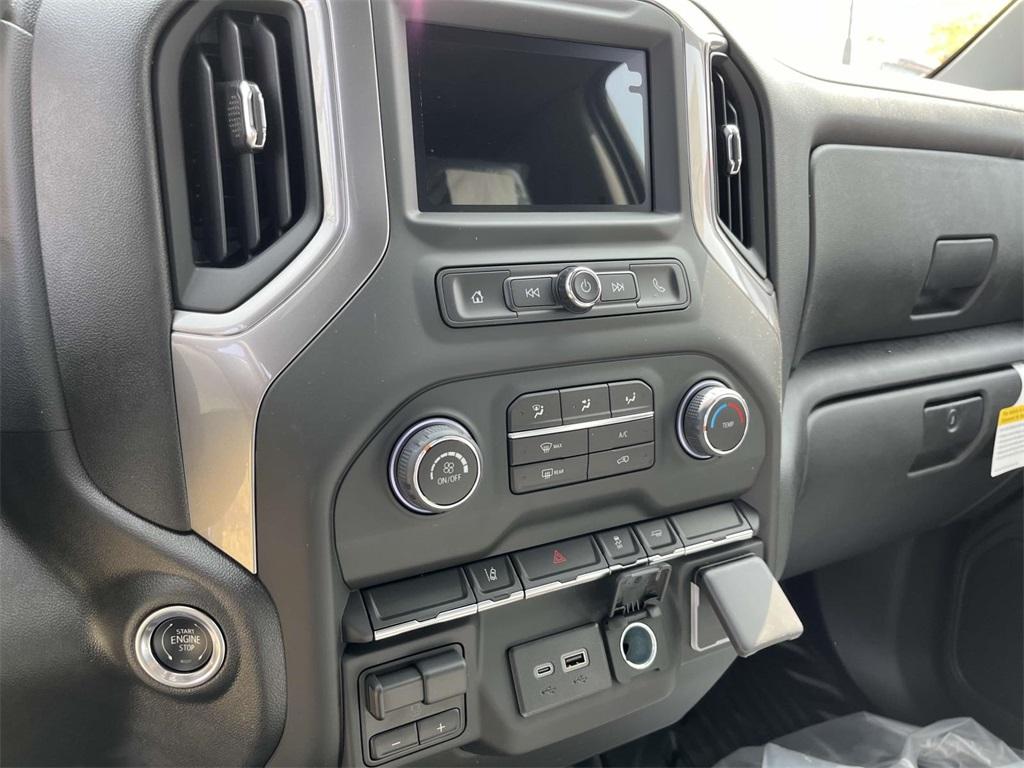new 2024 Chevrolet Silverado 3500 car, priced at $48,108
