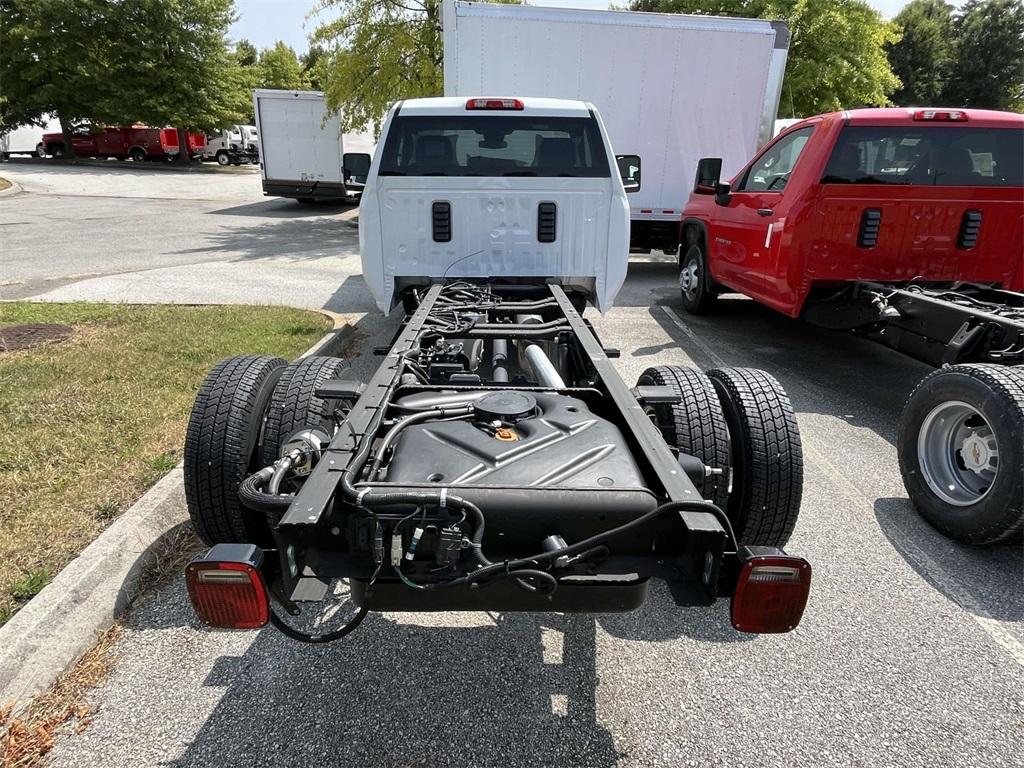 new 2024 Chevrolet Silverado 3500 car, priced at $48,108