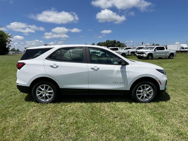 new 2024 Chevrolet Equinox car, priced at $30,395