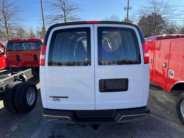 new 2025 Chevrolet Express 2500 car, priced at $48,073