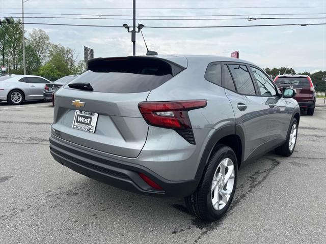 new 2025 Chevrolet Trax car, priced at $21,860