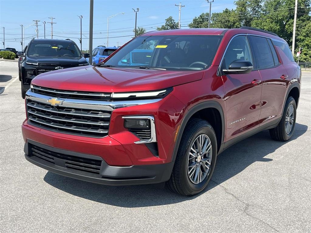 new 2025 Chevrolet Traverse car, priced at $40,090