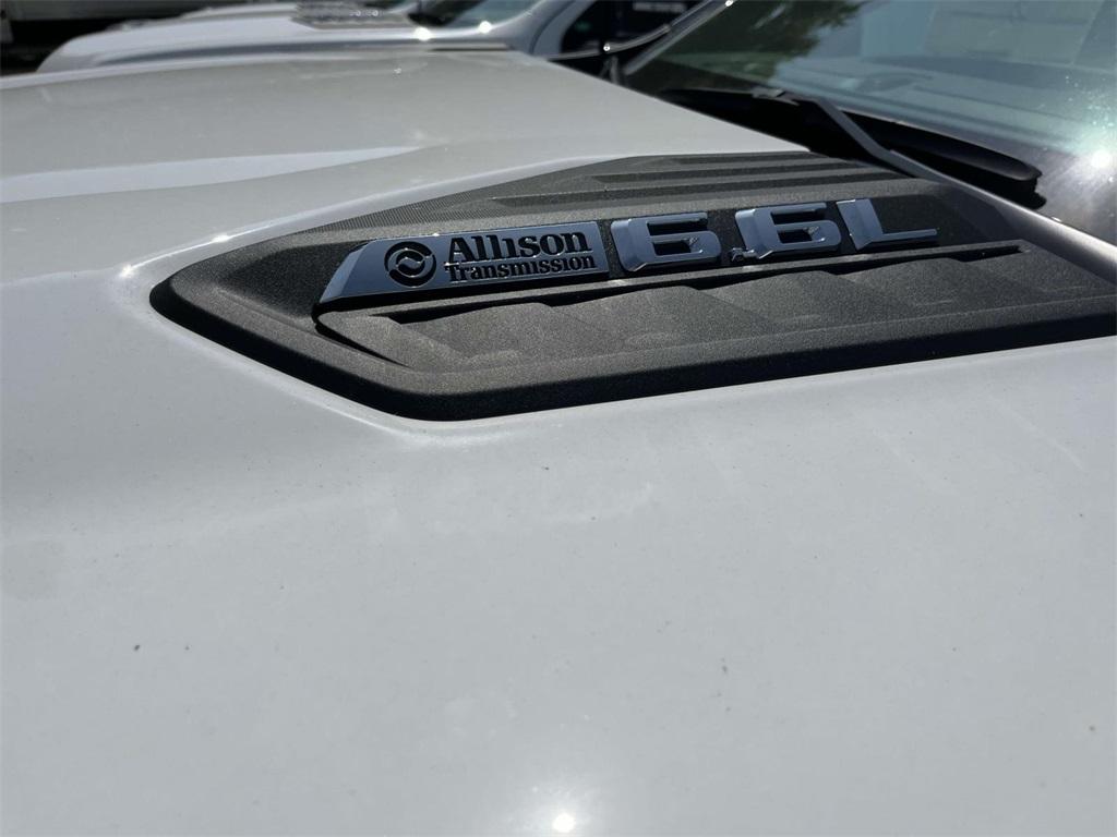 new 2024 Chevrolet Silverado 3500 car, priced at $48,108