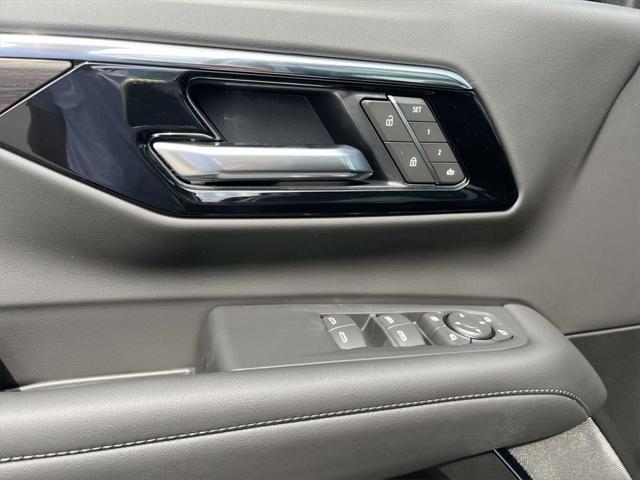 new 2025 Chevrolet Suburban car, priced at $70,930