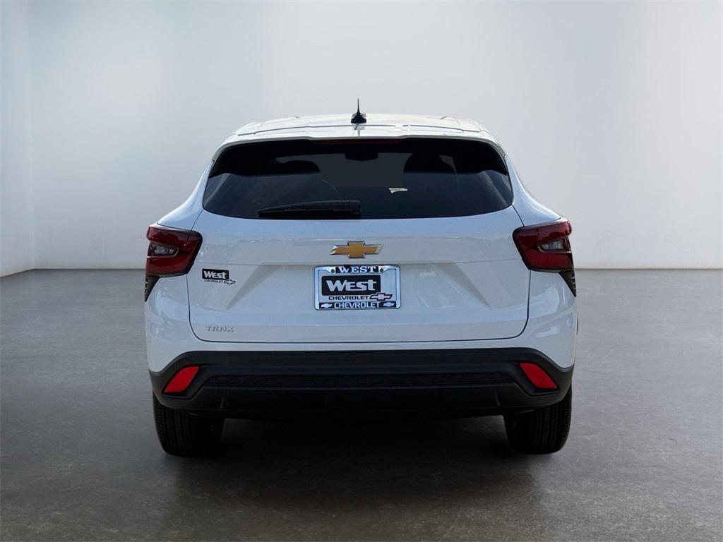 new 2026 Chevrolet Trax car, priced at $21,695