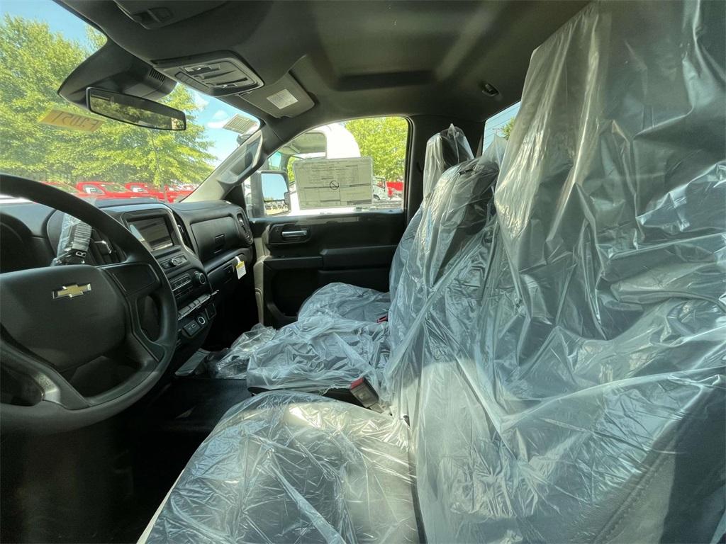 new 2024 Chevrolet Silverado 3500 car, priced at $48,108