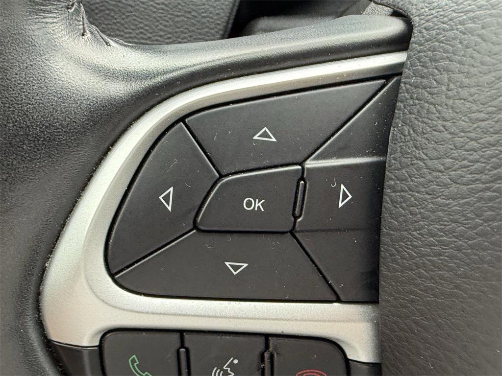 used 2020 Jeep Compass car, priced at $18,995