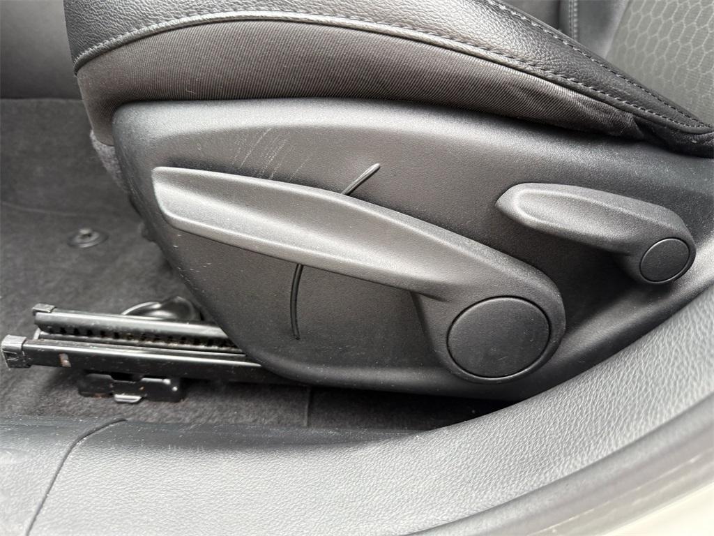 used 2020 Jeep Compass car, priced at $18,995