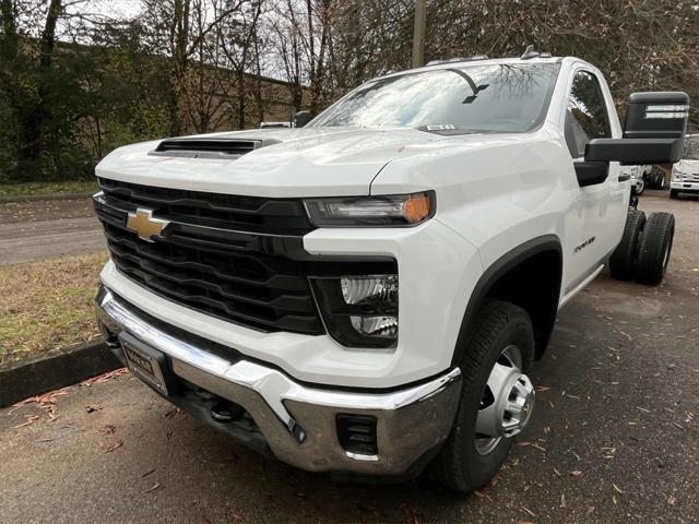 new 2024 Chevrolet Silverado 3500 car, priced at $48,108