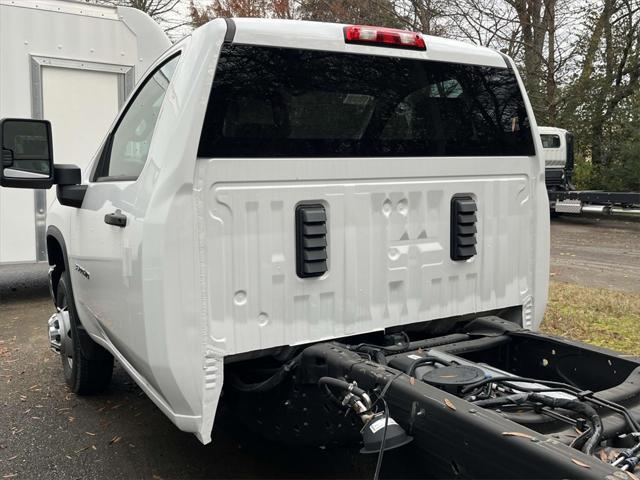 new 2024 Chevrolet Silverado 3500 car, priced at $48,108