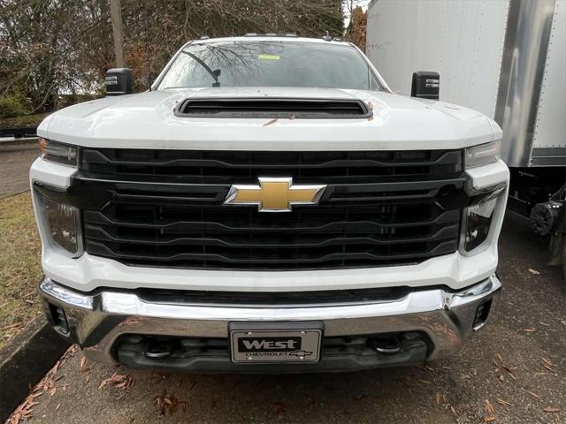 new 2024 Chevrolet Silverado 3500 car, priced at $48,108