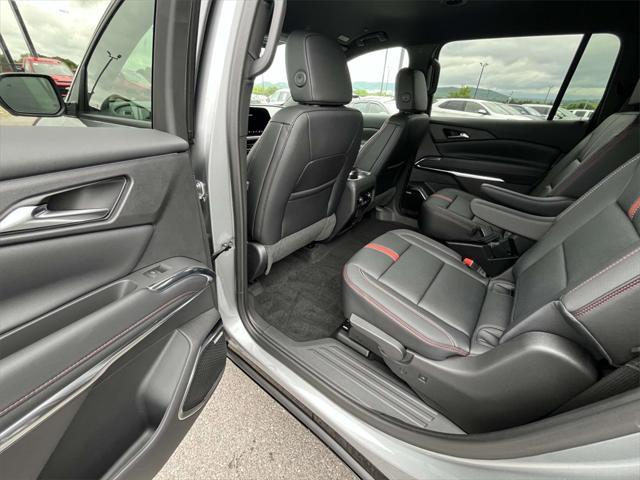 new 2025 Chevrolet Traverse car, priced at $53,095
