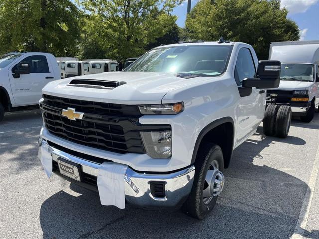 new 2024 Chevrolet Silverado 3500 car, priced at $48,108