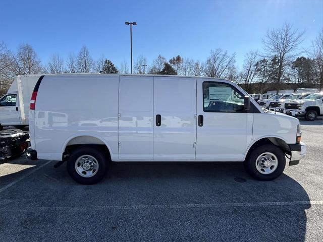 new 2025 Chevrolet Express 2500 car, priced at $48,173