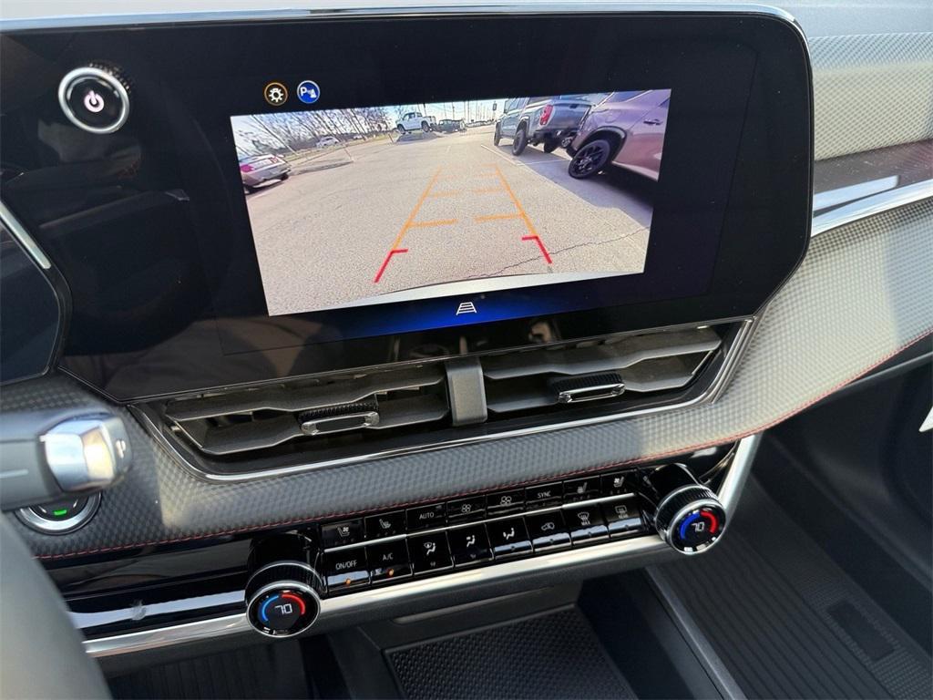 new 2026 Chevrolet Equinox car, priced at $35,165