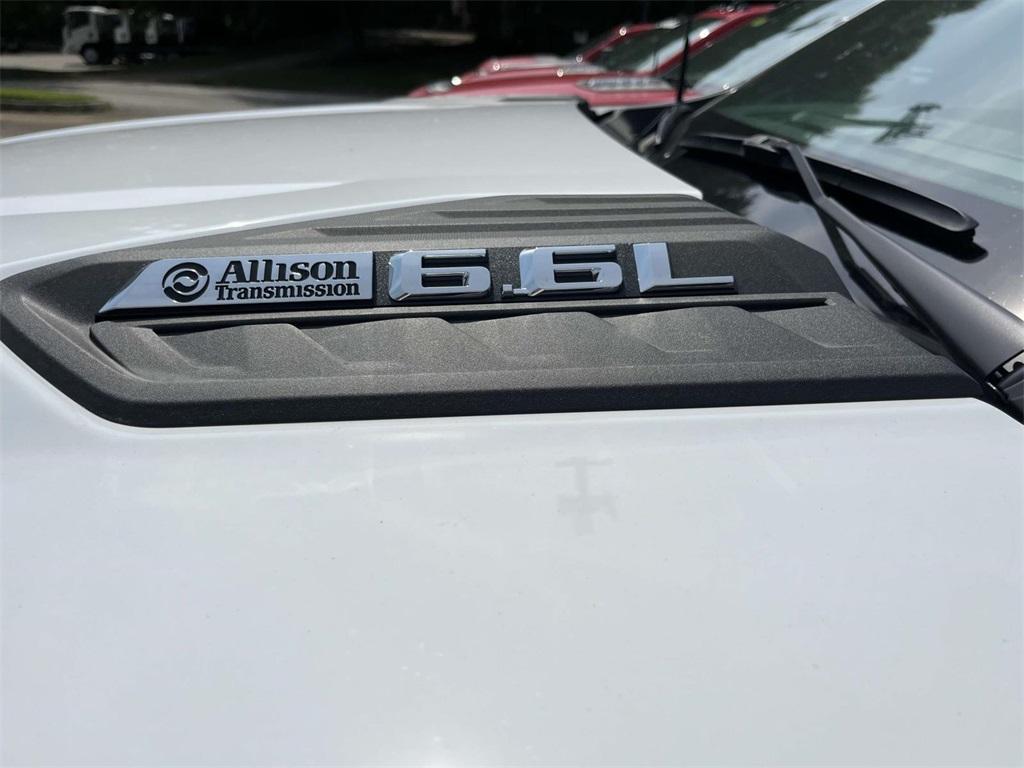 new 2024 Chevrolet Silverado 3500 car, priced at $48,108