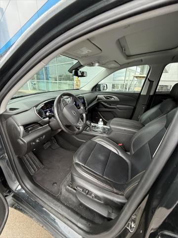 used 2021 Chevrolet Traverse car, priced at $28,495