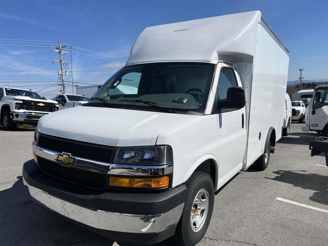 new 2025 Chevrolet Express 3500 car, priced at $54,698
