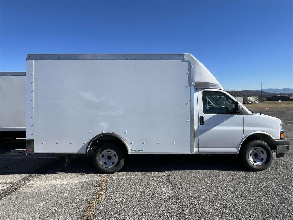 new 2025 Chevrolet Express 3500 car, priced at $53,500
