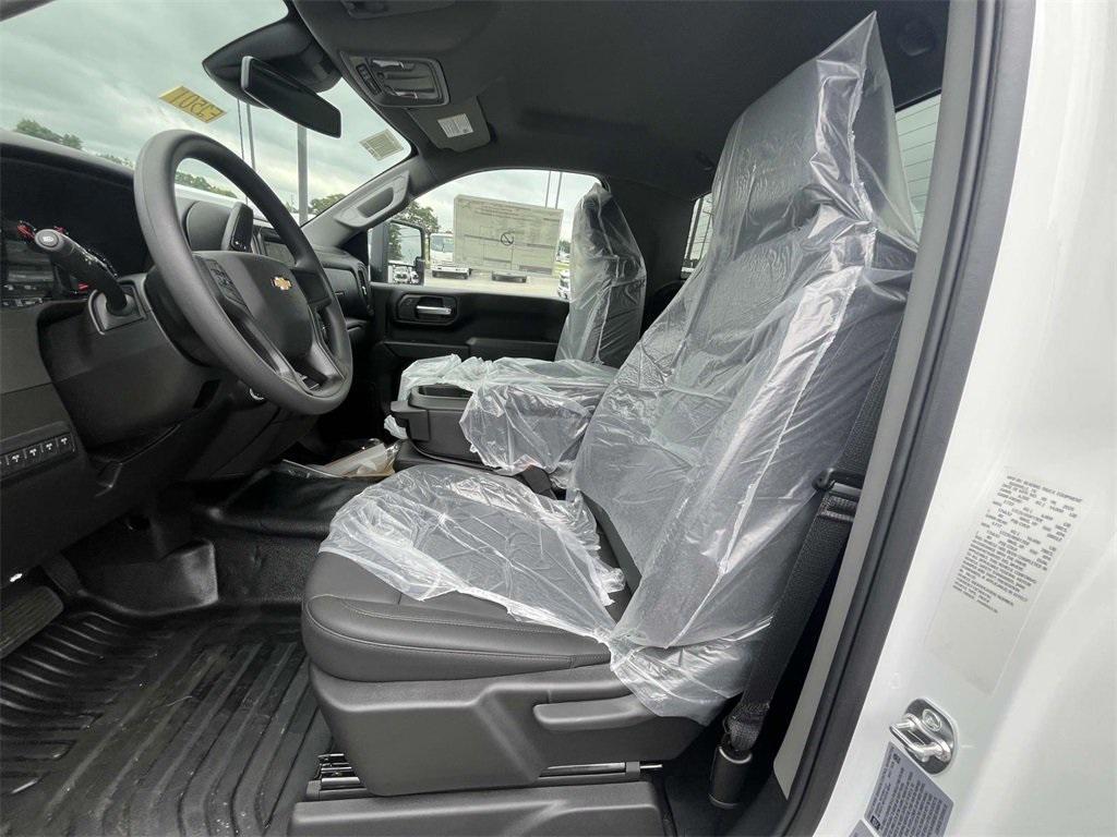 new 2025 Chevrolet Silverado 3500 car, priced at $64,999