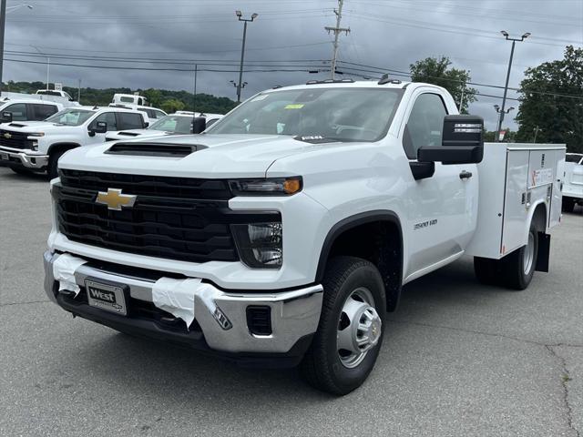 new 2025 Chevrolet Silverado 3500 car, priced at $64,999
