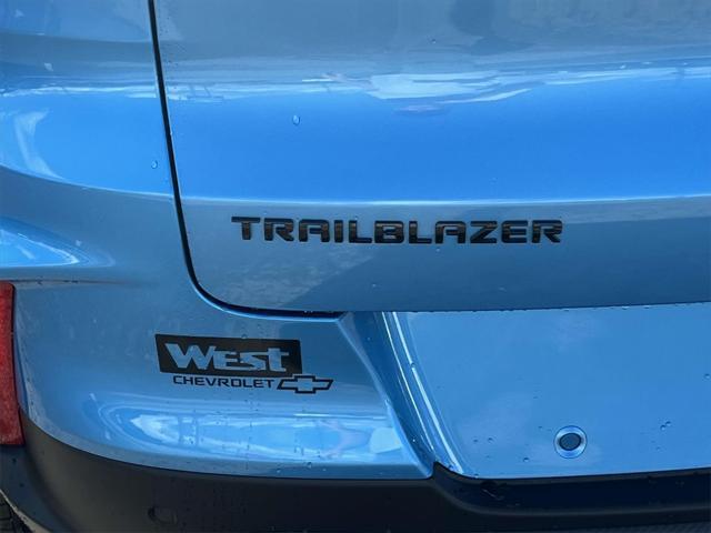 new 2025 Chevrolet TrailBlazer car, priced at $29,785