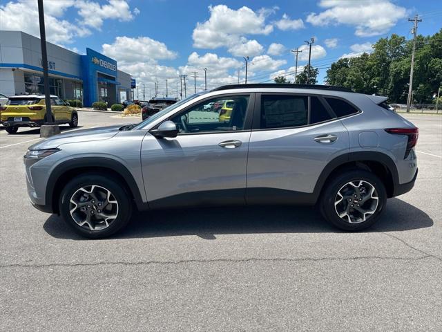 new 2025 Chevrolet Trax car, priced at $24,985