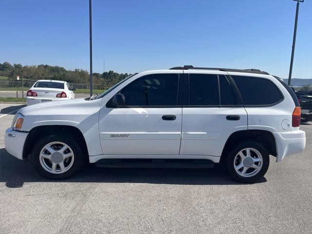 used 2005 GMC Envoy car, priced at $2,995