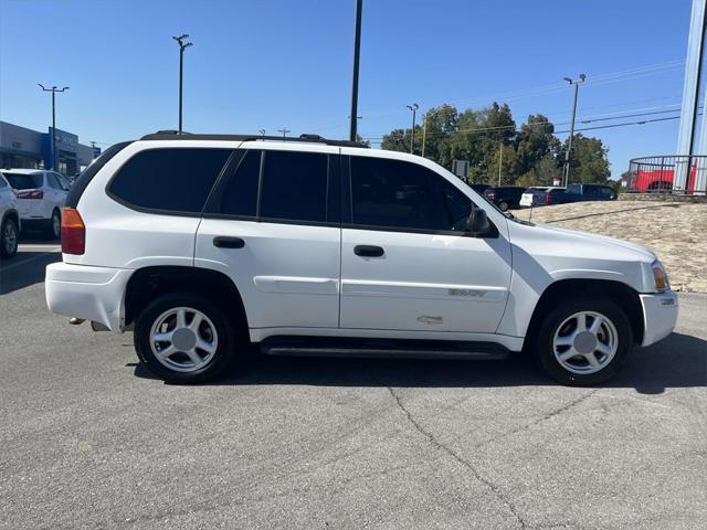 used 2005 GMC Envoy car, priced at $2,995