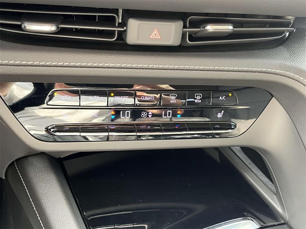 used 2022 Buick Envision car, priced at $24,758