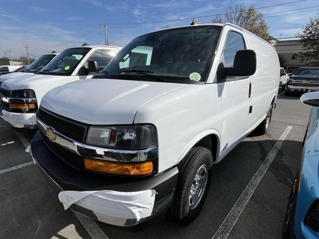 new 2025 Chevrolet Express 2500 car, priced at $48,073