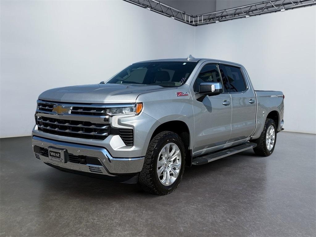 used 2022 Chevrolet Silverado 1500 car, priced at $42,995