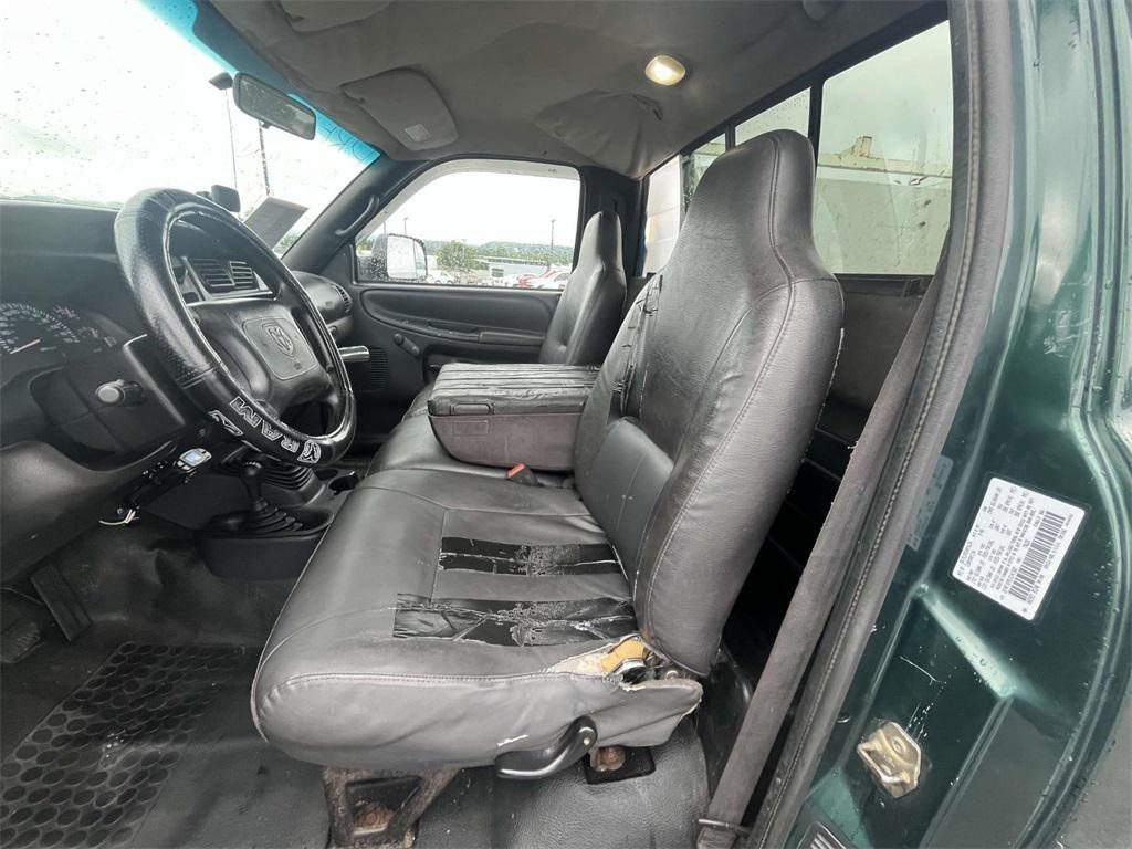 used 2001 Dodge Ram 1500 car, priced at $3,995