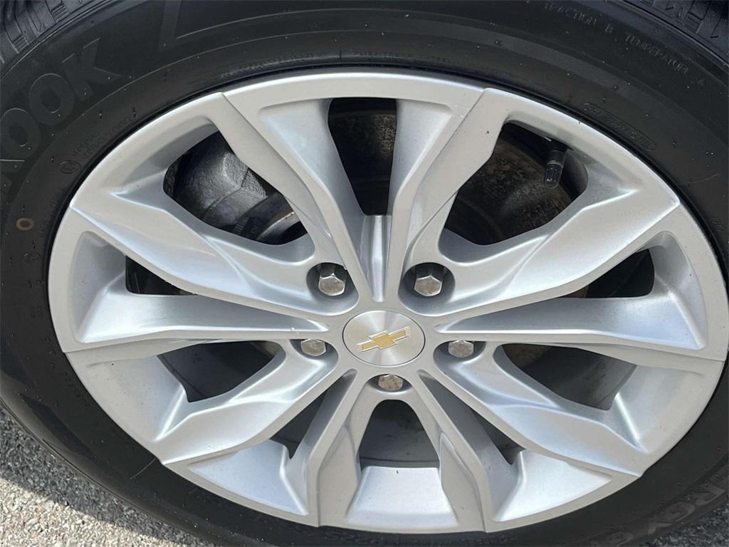 used 2024 Chevrolet Malibu car, priced at $19,795