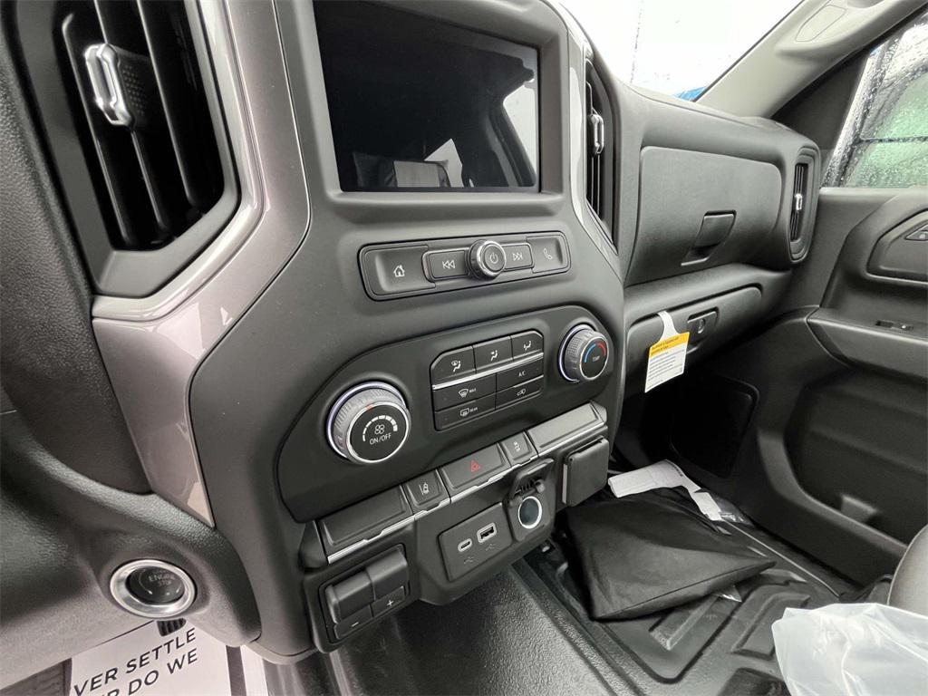 new 2024 Chevrolet Silverado 2500 car, priced at $62,499