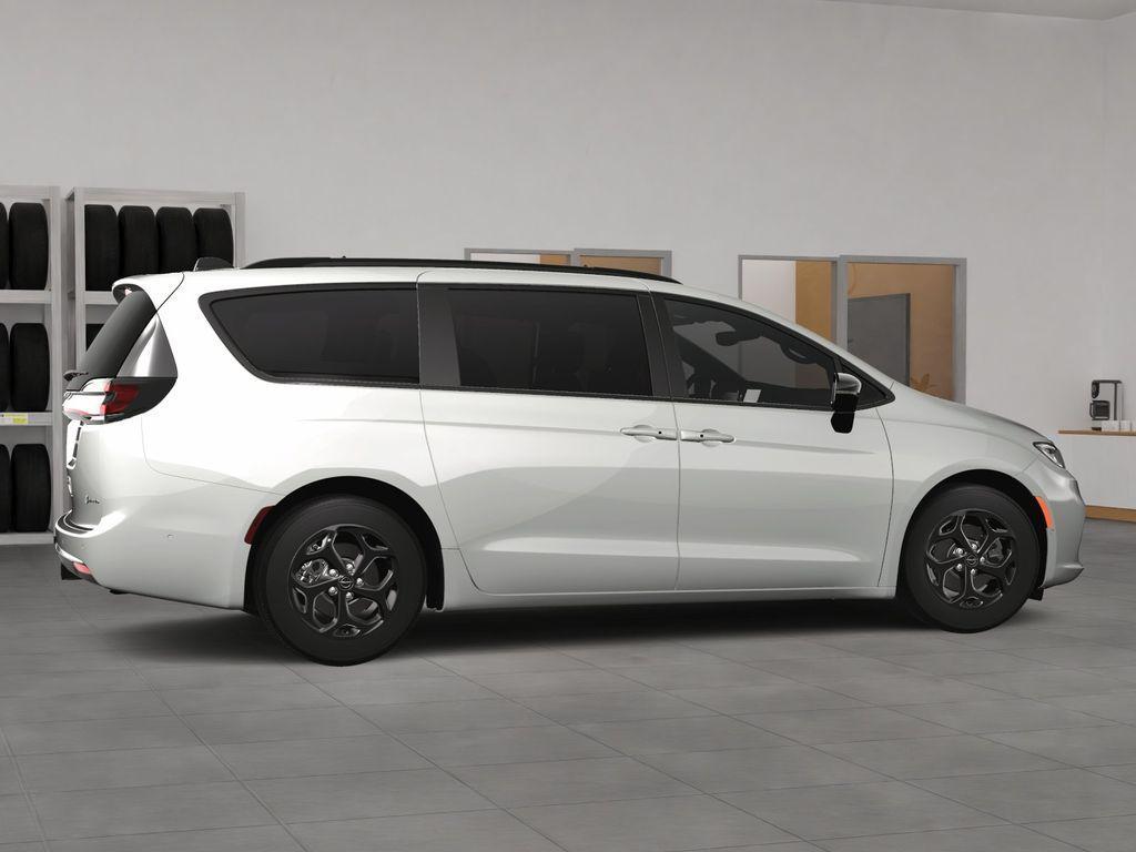 new 2025 Chrysler Pacifica Hybrid car, priced at $55,688