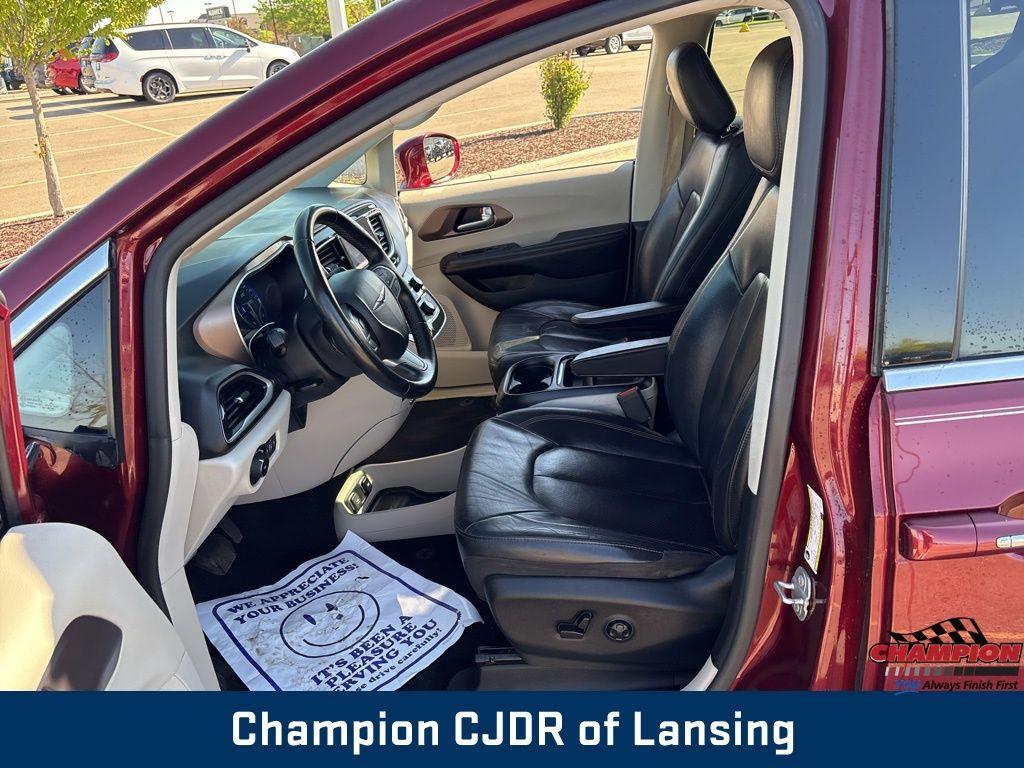 used 2018 Chrysler Pacifica car, priced at $14,754