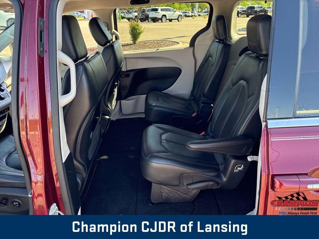 used 2018 Chrysler Pacifica car, priced at $14,754